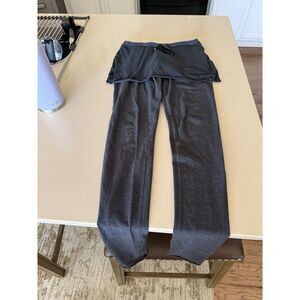 Lululemon Women's Leggings W/ Skirt Size 8